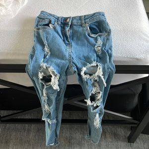 High rise ripped jeans